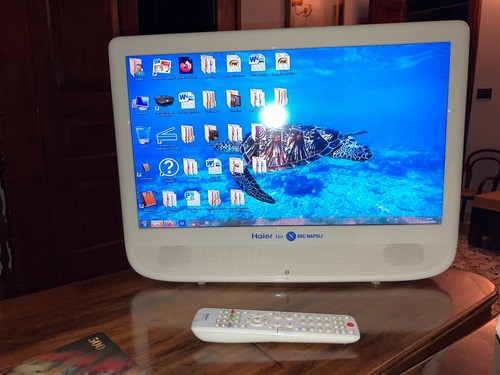 Pollici schermo pc haier - 22,